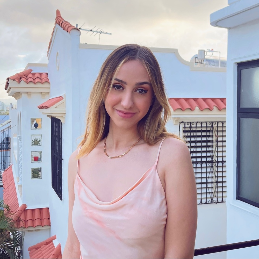 Meet your Posher, Emmy